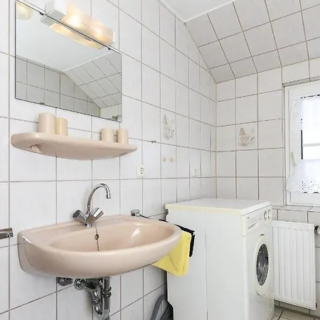 بيت للعطل Hosnhuus *